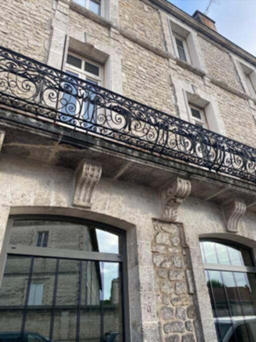 Superbe Studio Centre Ville * Clim * Wifi * Haut De Gamme * Angoulême Exteriör bild